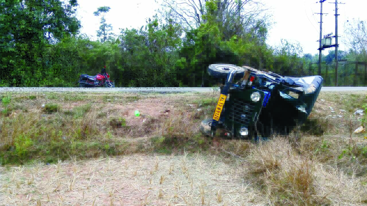 ಜೀಪ್ ಪಲ್ಟಿ: ಇಬ್ಬರ ಮೃತ್ಯು